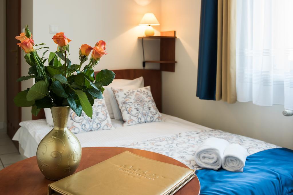 Abidar Hotel Spa & Wellness Цехоцинек Екстер'єр фото